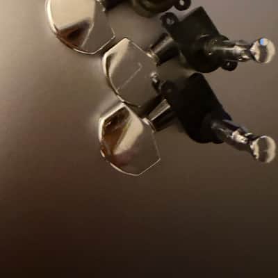 Levin W 30,32,32J,35,36 and WR 36 1976-1979 [E,A,D] tuners. Levin logo & black plastic casing Made in Germany by Schaller image 4