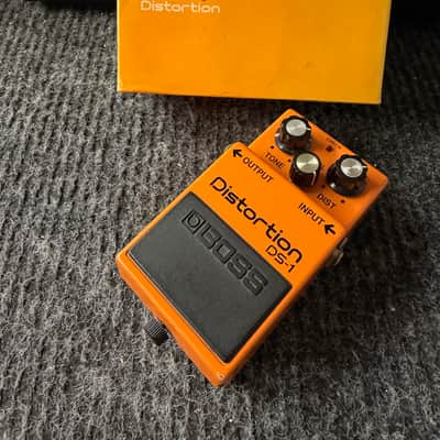 Boss DS-1 Distortion (Black Label) 1982 - 1988 - Orange