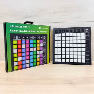 Novation Launchpad Mini MK3 USB MIDI Grid Controller w/ Original Box 2023