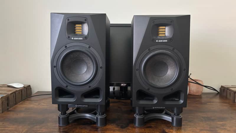 Adam’s A7V Like New image 1