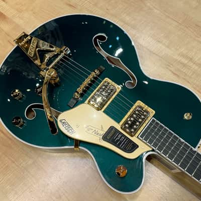 Gretsch 6120 Nashville Hollow Body with String-Thru Bigsby and Gold Hardware 2025 - Cadillac Green image 5