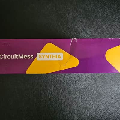 CircuitMess Synthia 2022 - Purple image 5