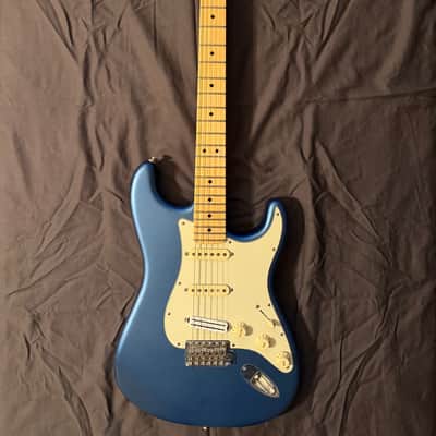 Fender American Performer 2021 - Lake Placid Blue image 1