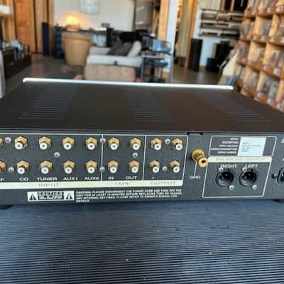 Golden Tube by Solo Electronics SE 40 Amp & Sep 1 Pre Amp 2000 approximately - Black & Silver image 9