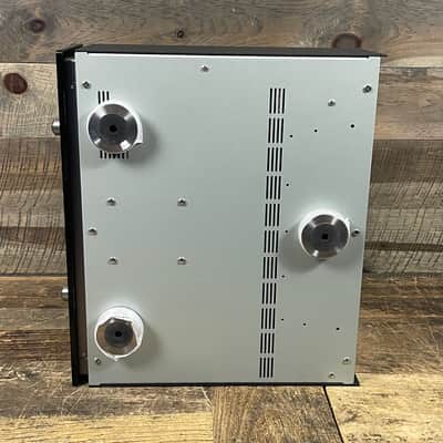 Primare SP33 surround sound preamp/processor 2013 W/original box & packing image 14