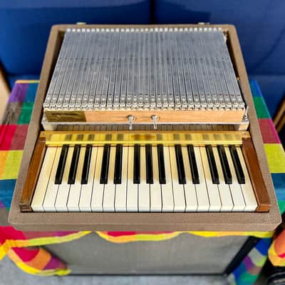Fender Rhodes piano bass 1961 - Fiesta Red original vintage USA image 6