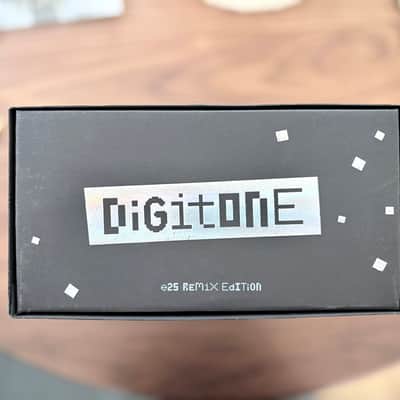 Immagine Elektron Digitone 8-Voice Digital Synthesizer E25 Remix Edition 2023 - Present - Silver - 5
