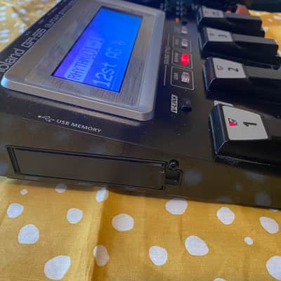 Greco FA 700 with Graph Tech Piezo Tunomatic, Graph Tech Ghost Hexpander with acousti phonic preamp, Roland GR 55 Guitar Synthesizer image 19