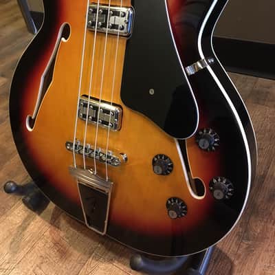 Fender Coronado Bass II 3 Tone Sunburst Reissue image 9