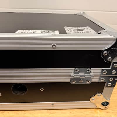 Stanton ST.150 - High Torque Turntable Road Case & D500 AL MKII Cartridge - Gray image 16