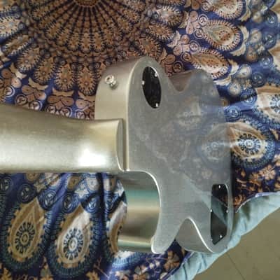 Gibson les paul studio 2012 - silver pearl image 12