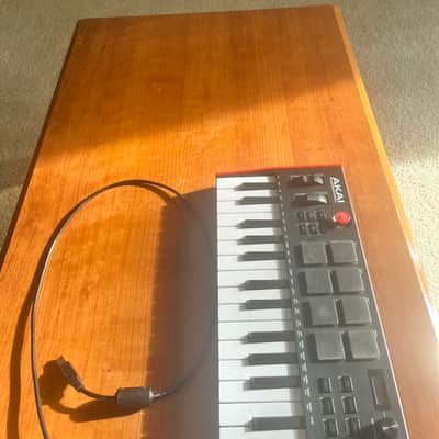 Akai MPK Mini Plus 37-Key MIDI Controller 2022 - Present - Black image 2