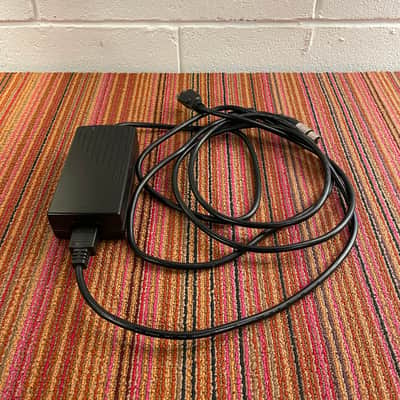 Universal Audio Apollo 16 QUAD Thunderbolt 2 Audio Interface 2010s - Black image 8