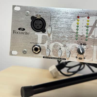 Focusrite Platinum Penta Preset Stereo Compressor with Mic Pre 2000s - Silver image 3