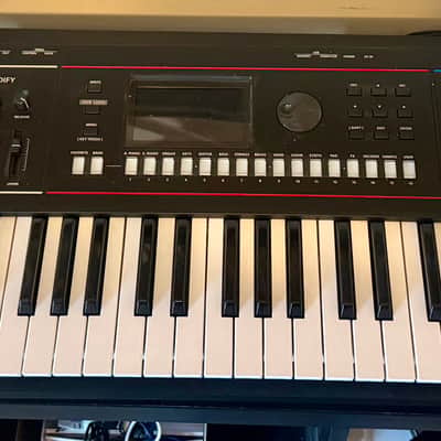 Roland Juno DS76 Keyboard Synthesizer 2018 - Present - Black
