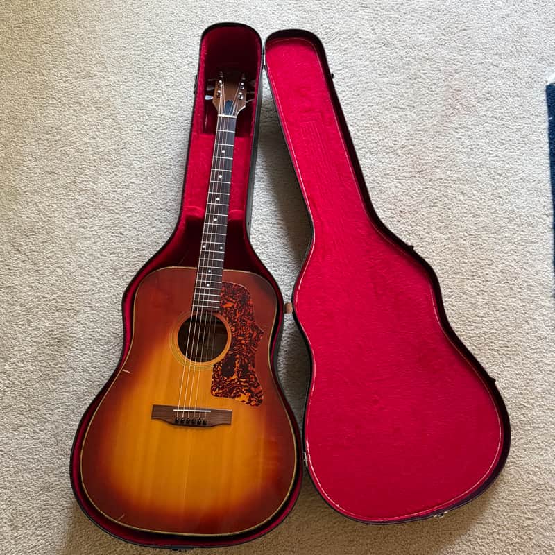 Gibson J-45 Deluxe 1969 - 1982 - Cherry Sunburst image 1