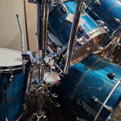Tama Star Maple 5pc Drum Set Ocean Blue Curly Maple w/Outer Inlay image 5