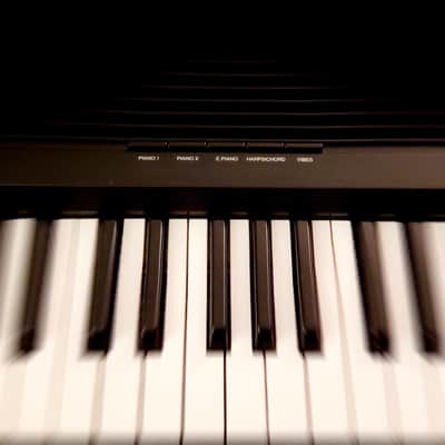 MUST SEE!!! YAMAHA YPR-7 ELECTRIC PIANO IN ORIGINAL BOX FULLY INSPECTED/SERVICED! image 6