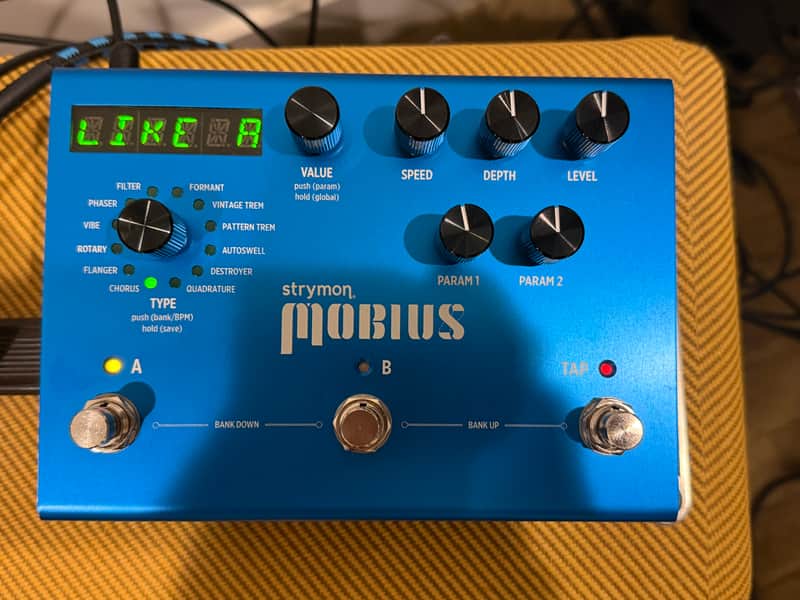 Strymon Mobius
