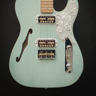 Fender Parallel Universe Volume II Tele® Mágico Pre-Owned image 3