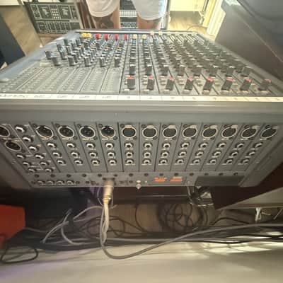 Soundcraft Delta Ave 8 Frame w CPS 150 1990 - Grey image 2