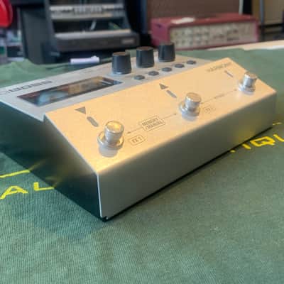 Boss VE-500 Vocal Performer 2018 - Present - Silver image 2