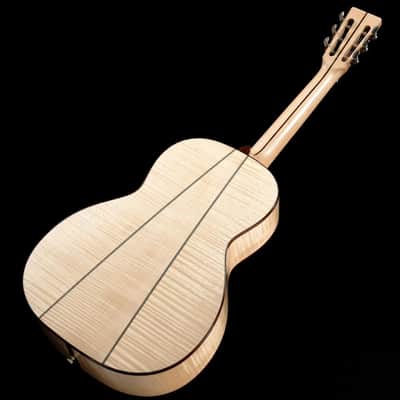Martin CTM 00-12F Adirondack Spruce European Flame Maple 3-piece back [2184633] (07/15) image 5