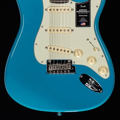 Fender American Professional II Stratocaster Miami Blue Rosewood Fingerboard (728) image 3