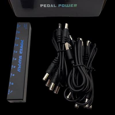 DOZZLY Mini Portable Guitar Pedal Power Supply X8208 image 1