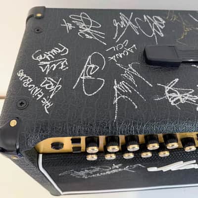 SIGNED MARSHALL JVM210C 100W 2x12 VALVE COMBO – KERRANG! AWARDS SIGNED AMP – FOOTSWITCH, COVER & HISTORY image 7
