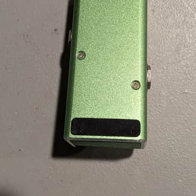 Hot Box Pedals Tuner Attitude Series Mini Green Chromatic Guitar / Bass Tuner Pedal True Bypass image 2
