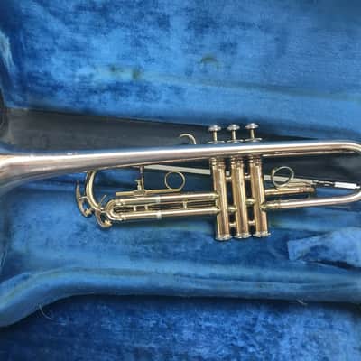RARE Vintage 1960 King Super 20 "Silver-Sonic" Professional Bb Trumpet; with Case, Mouthpiece image 12