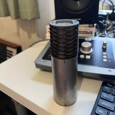 Aston Spirit Large Diaphragm Multipattern Condenser Microphone 2020 - Present - Black image 2
