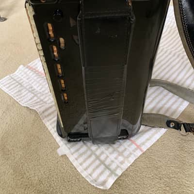 Hohner Gola ? 1950-1980 ? Gloss black image 8