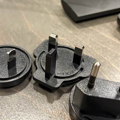 Fractal Audio VP4 AM4 OEM Plug Adapters UK EU AU + MIDI 3.5mm TRS to DIN NEW image 3