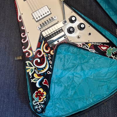 Gibson Custom Shop "Inspired By" Jimi Hendrix Psychedelic Flying V 2006 - Psychedelic Black image 3