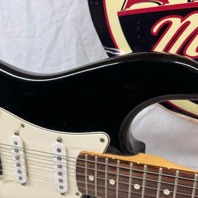 Fender Standard Stratocaster HSS Guitar - MIM Mexico 2007 - Black / Rosewood fingerboard image 2