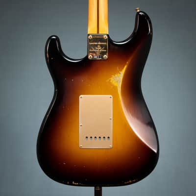 Fender Custom Shop 2019 1957 Stratocaster Relic/Closet Classic w/Case - Faded Aged Wide Fade 2 Tone Sunburst - Preowned image 2