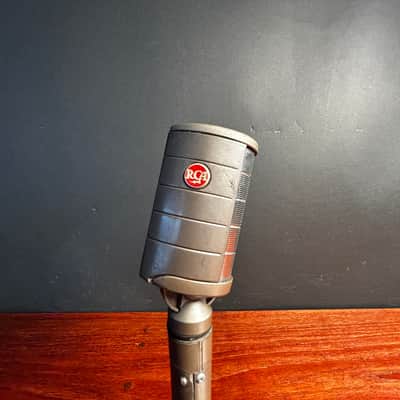 RCA KN-1B dynamic microphone w/stand image 15