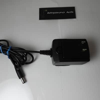 OEM TC Helicon PowerPlug 12B 12-Volt DC Power Supply Vocal Effects Pedal Adapter image 2