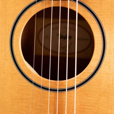 Taylor BT1 Left-Handed Baby Taylor Acoustic Guitar with Gig Bag image 9