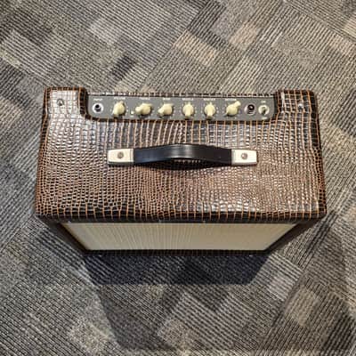 Used Fender Blues Junior IV Combo Guitar Amp - Limited Edition Alligator image 4