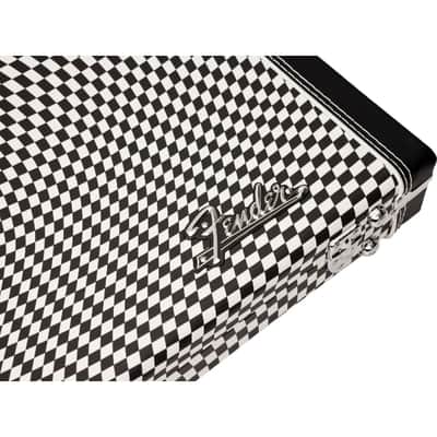 Fender Classic Series Case, Strat/Tele, Wavy Checkerboard image 4