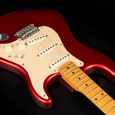 2005 Fender Artist Series Eric Johnson Signature Stratocaster with Maple Fretboard - Candy Apple Red | USA First Production Year Collector's Condition Quartersawn Maple Neck 3.38kg | OHSC image 8