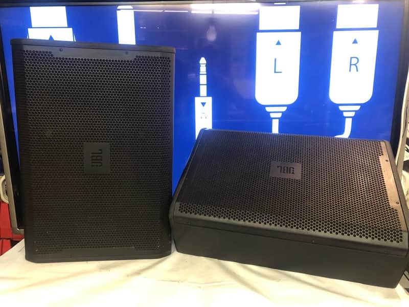 JBL VRX915M 15" 2-Way Passive Floor Monitor Speaker image 1