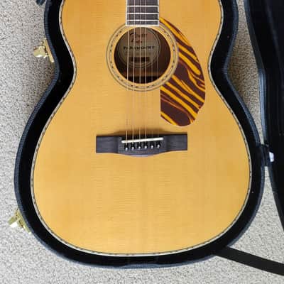 Fender PO-220E Orchestra Acoustic Electric Guitar, Natural Finish, Hard Shell Case image 2