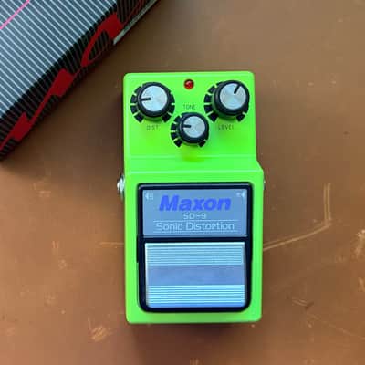 Maxon SD-9 Sonic Distortion 2010s - Neon Green image 1