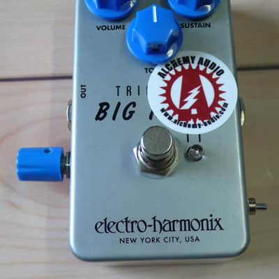 Alchemy Audio modified Electro-Harmonix Big Muff Triangle reissue Fuzz image 3