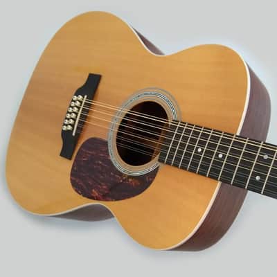Martin - Custom 12 String - 180 of 200 Made - 2001 - Natural - Signed by C. F. Martin IV image 4