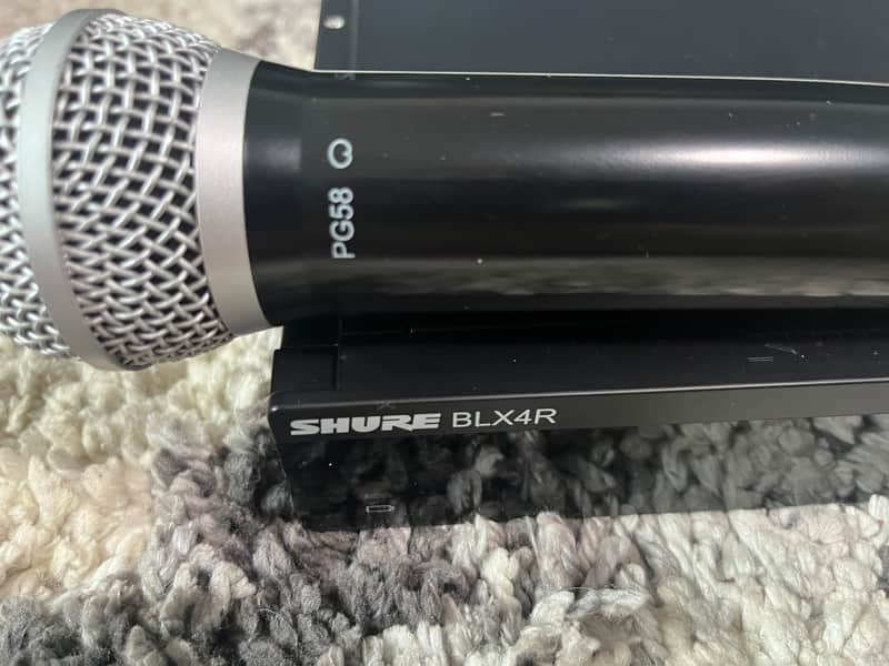 Shure BLX4=-H9 2010s - Black image 1